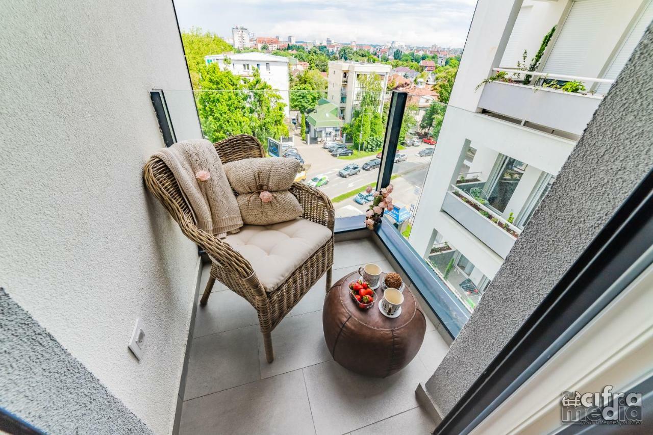 Apartmani Alexandar15 Новий Сад Екстер'єр фото